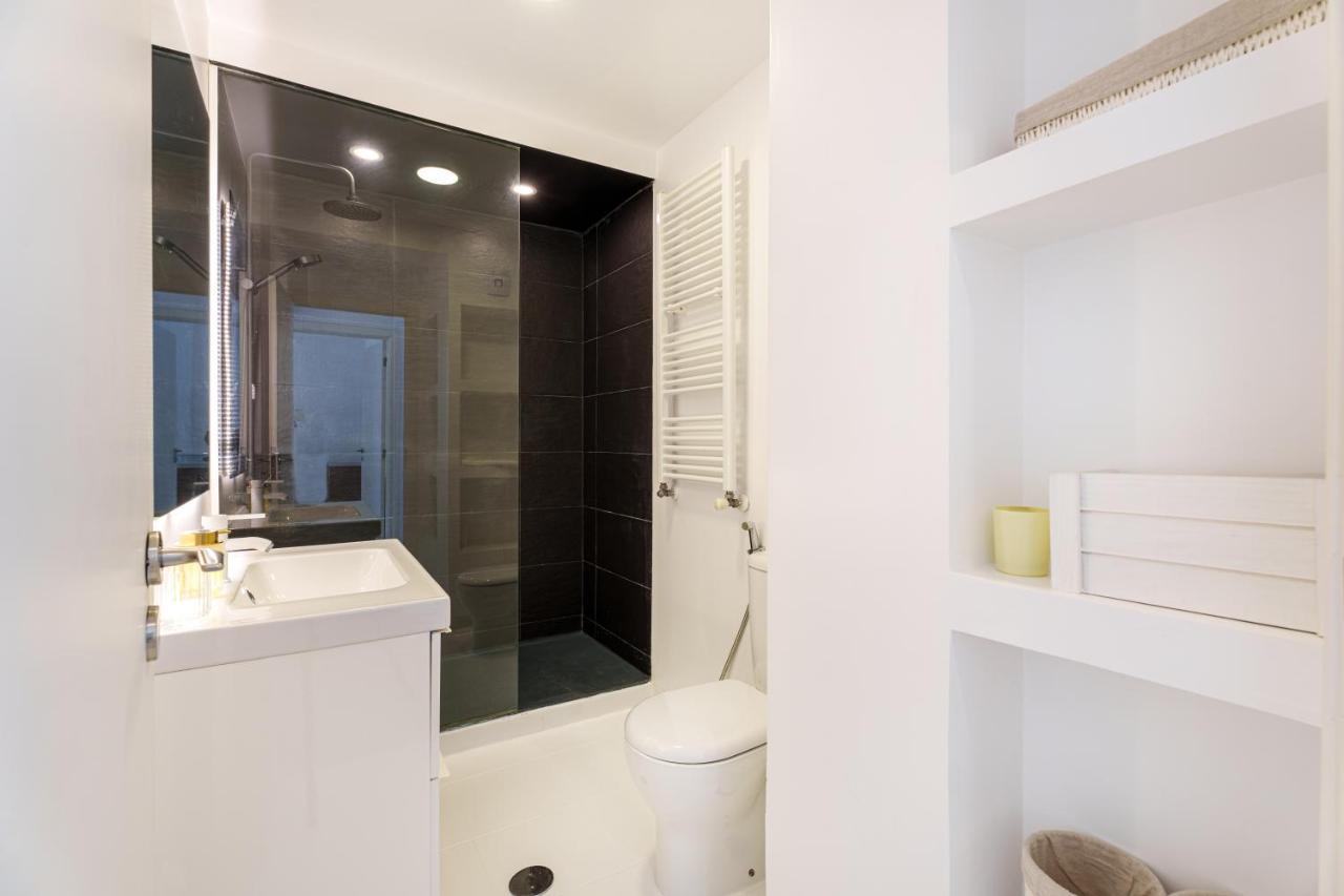 Charming Nazare Apartment-1 Minute To The Beach Exteriör bild